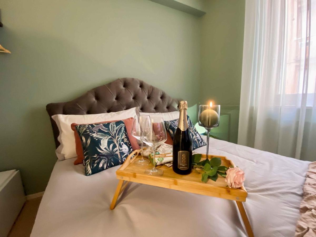 Volto Corte Farina Apartments - Luxury Lofts Верона Экстерьер фото