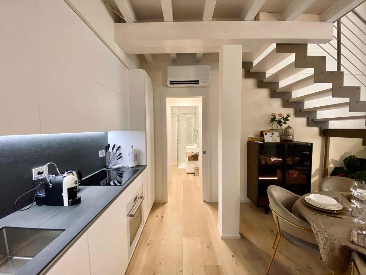 Volto Corte Farina Apartments - Luxury Lofts Верона Экстерьер фото