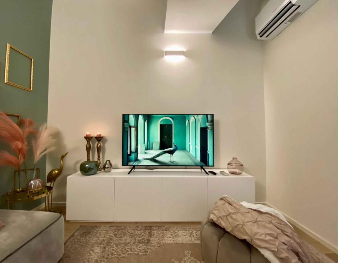 Volto Corte Farina Apartments - Luxury Lofts Верона Экстерьер фото